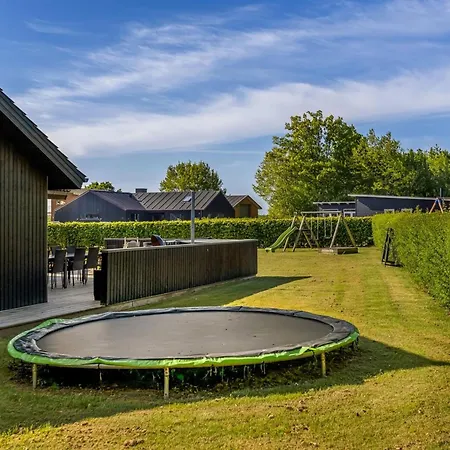 Annina - 250m From The Sea By Interhome *